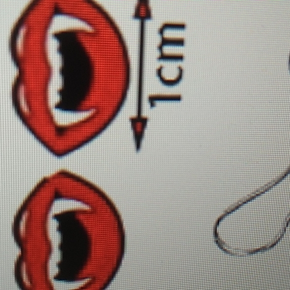 Halloween earrings Enamal Fangs in Red & White Hypoallergenic - Picture 1 of 3